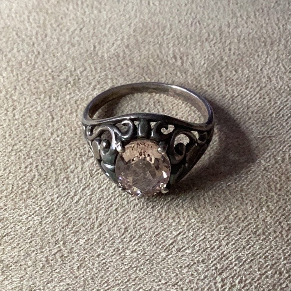 vintage 80’s swarovski crystal ring